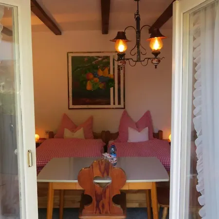 Gaestehaus Huber - Traditional Sixties Penzion 3*