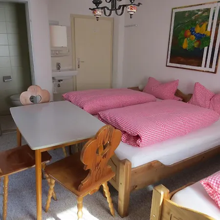 Gaestehaus Huber - Traditional Sixties Feichten