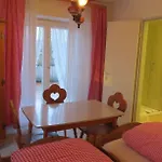 Gaestehaus Huber - Traditional Sixties 3* Feichten