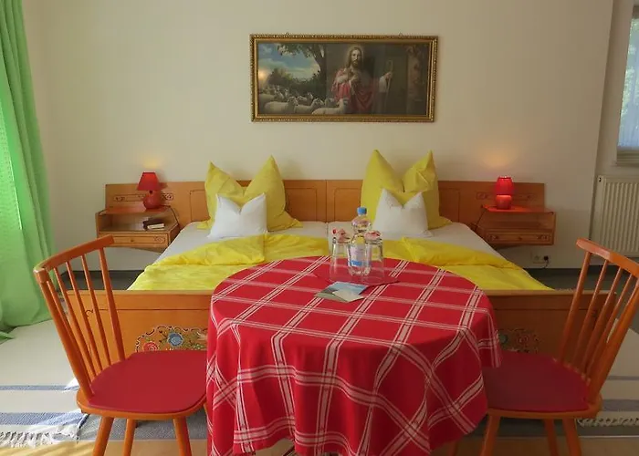 Gaestehaus Huber - Traditional Sixties Feichten