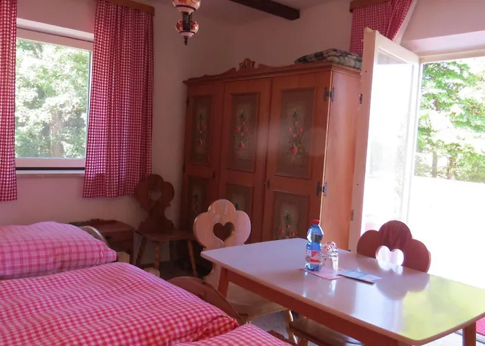 Gaestehaus Huber - Traditional Sixties 3* Feichten